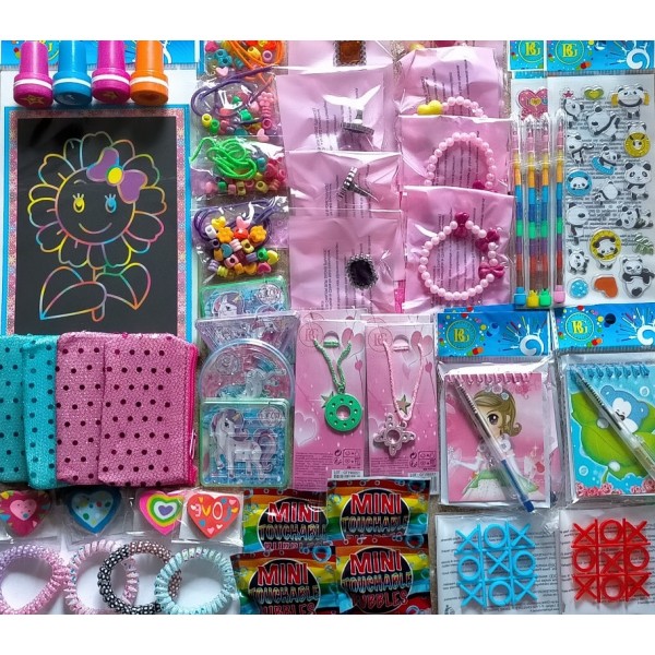 Sachet de 15 jouets pour fille